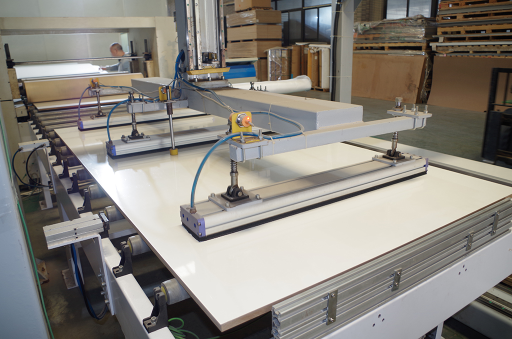 Craftsmanship Details Define Premium Quality! Cur Hanhua Visio Instare in Veneering HDF Infra 40℃?